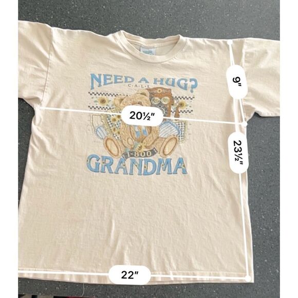 Vintage Ned a hug? Grandma T-shirt made in USA single stitch - Picture 2 of 9
